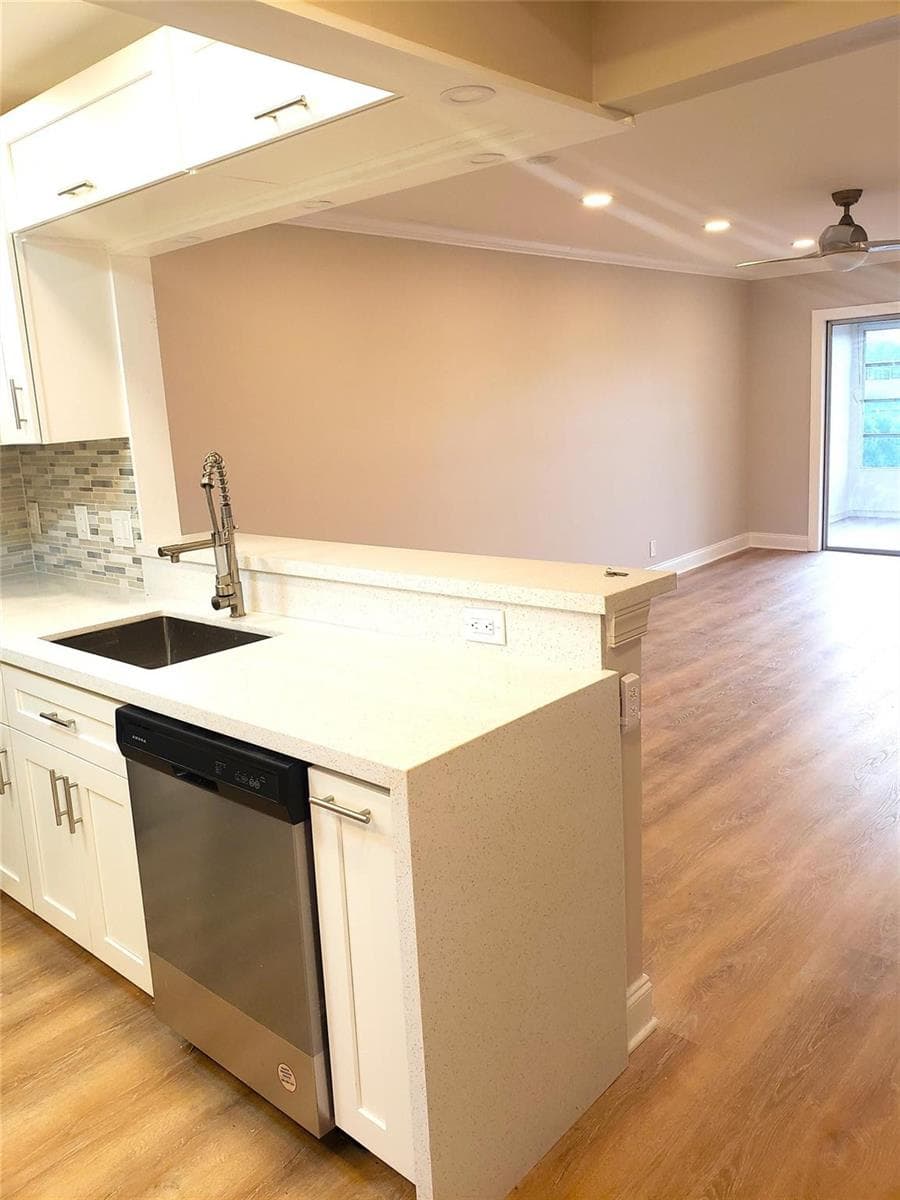 7897 Golf Circle Drive # 303, Margate, FL 33063