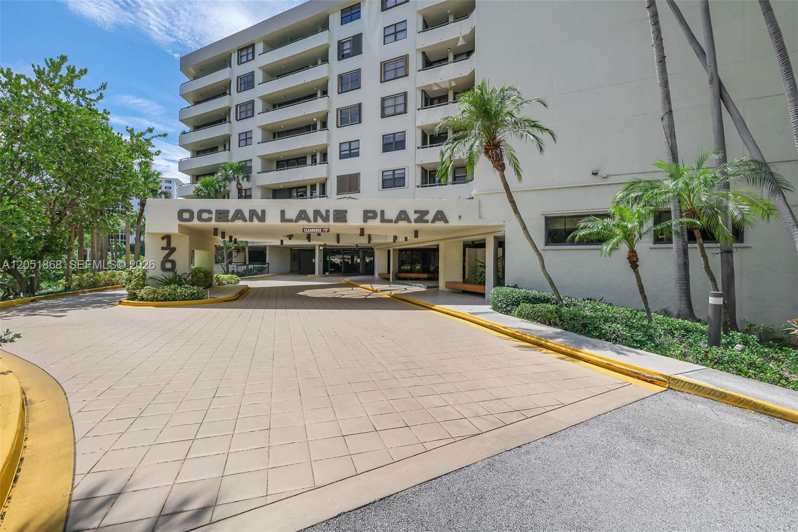 170 Ocean Lane Dr # 305, Key Biscayne, FL 33149
