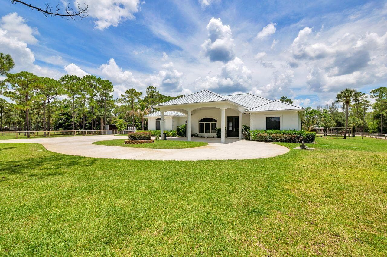 14819 Broken Arrow Place, Palm Beach Gardens, FL 33418