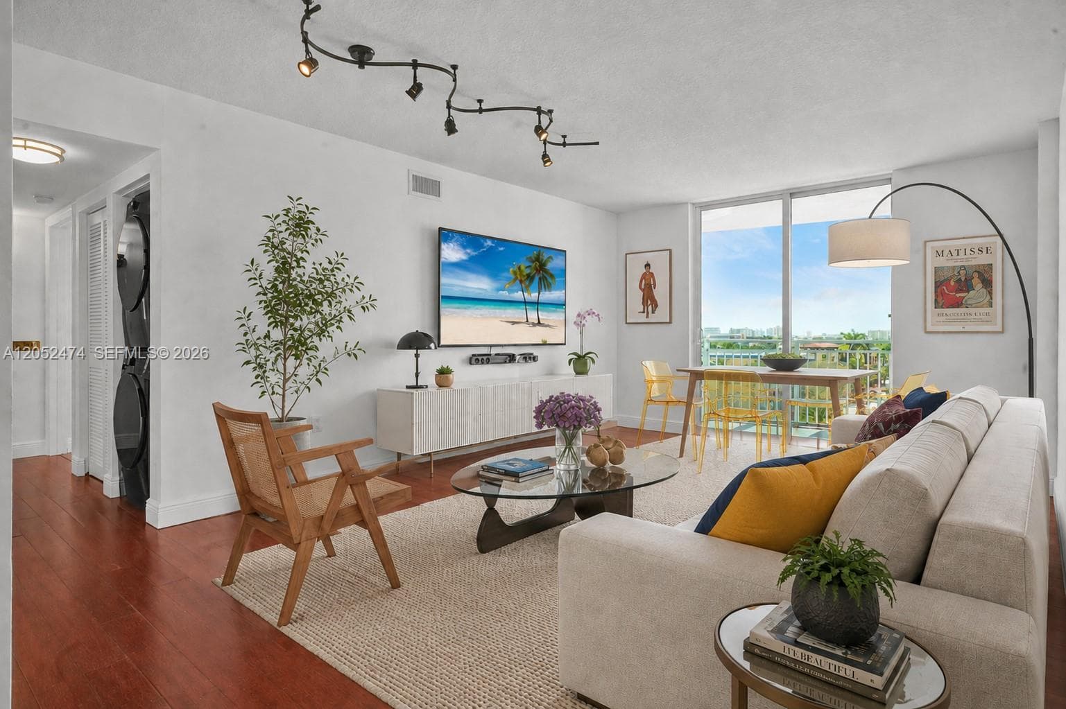 60 NW 37th Ave # 608, Miami, FL 33125