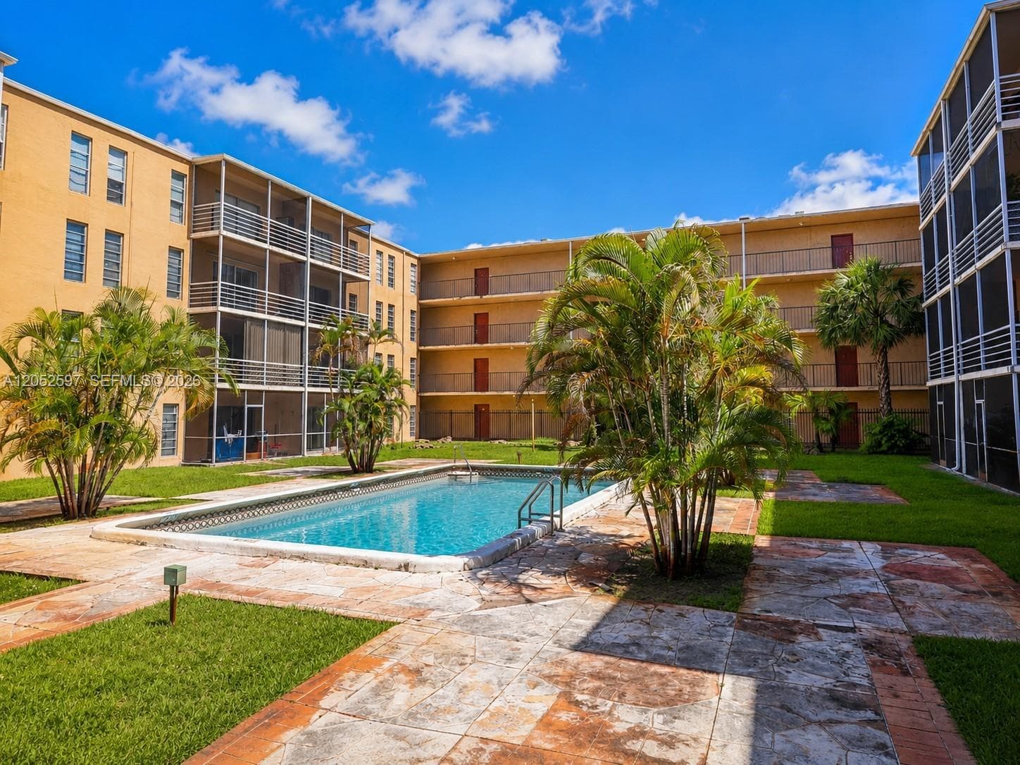 4848 NW 24th Ct # 436, Lauderdale Lakes, FL 33313