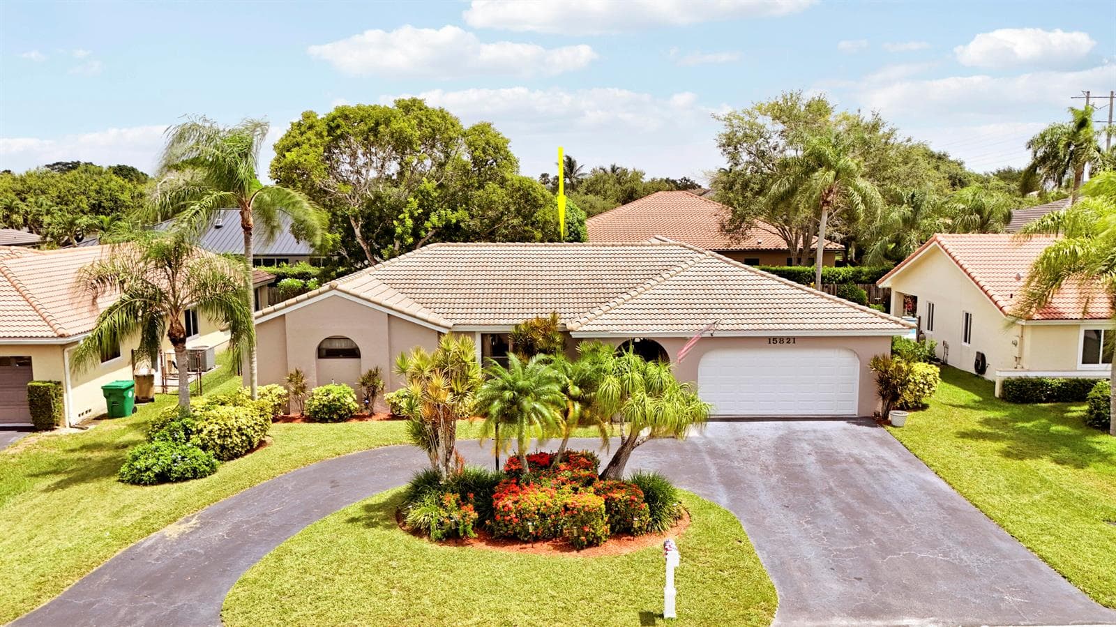 15821 Sedgewyck Circle N, Davie, FL 33331