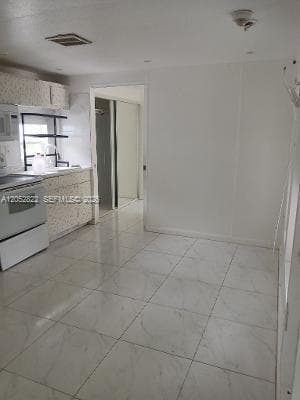13621 NE 25th Ave # -, North Miami, FL 33181