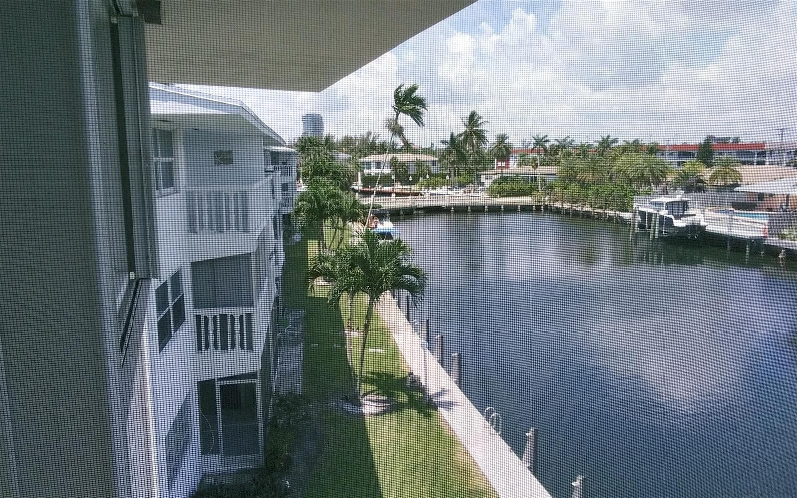 460 Paradise Isle Boulevard # 301, Hallandale Beach, FL 33009