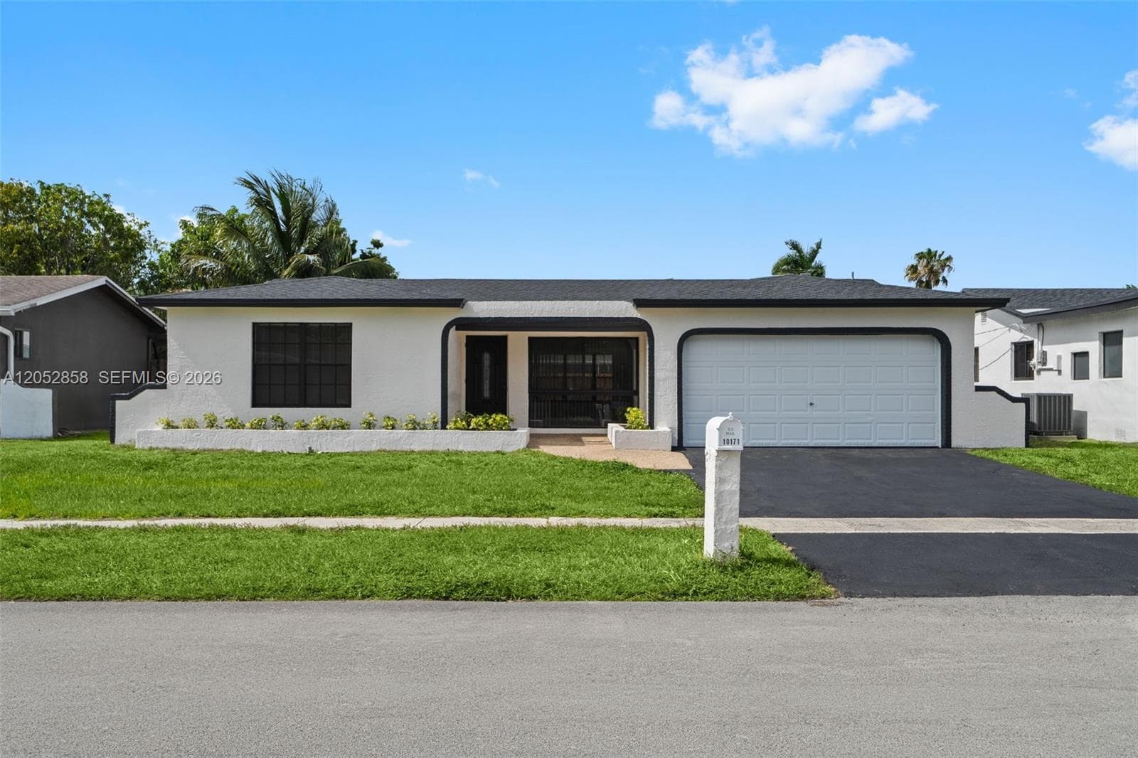10171 NW 24th St, Sunrise, FL 33322