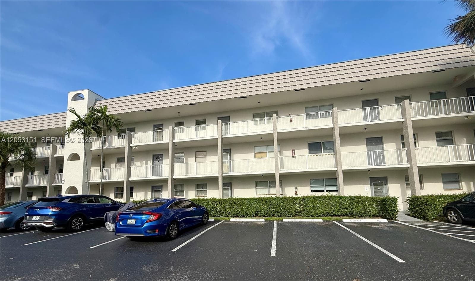8590 Sunrise Lakes Blvd # 309, Sunrise, FL 33322