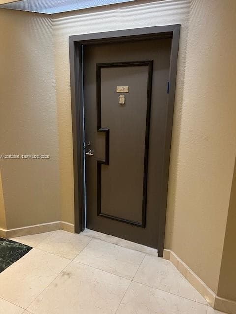 3600 Yacht Club Dr # 504, Aventura, FL 33180
