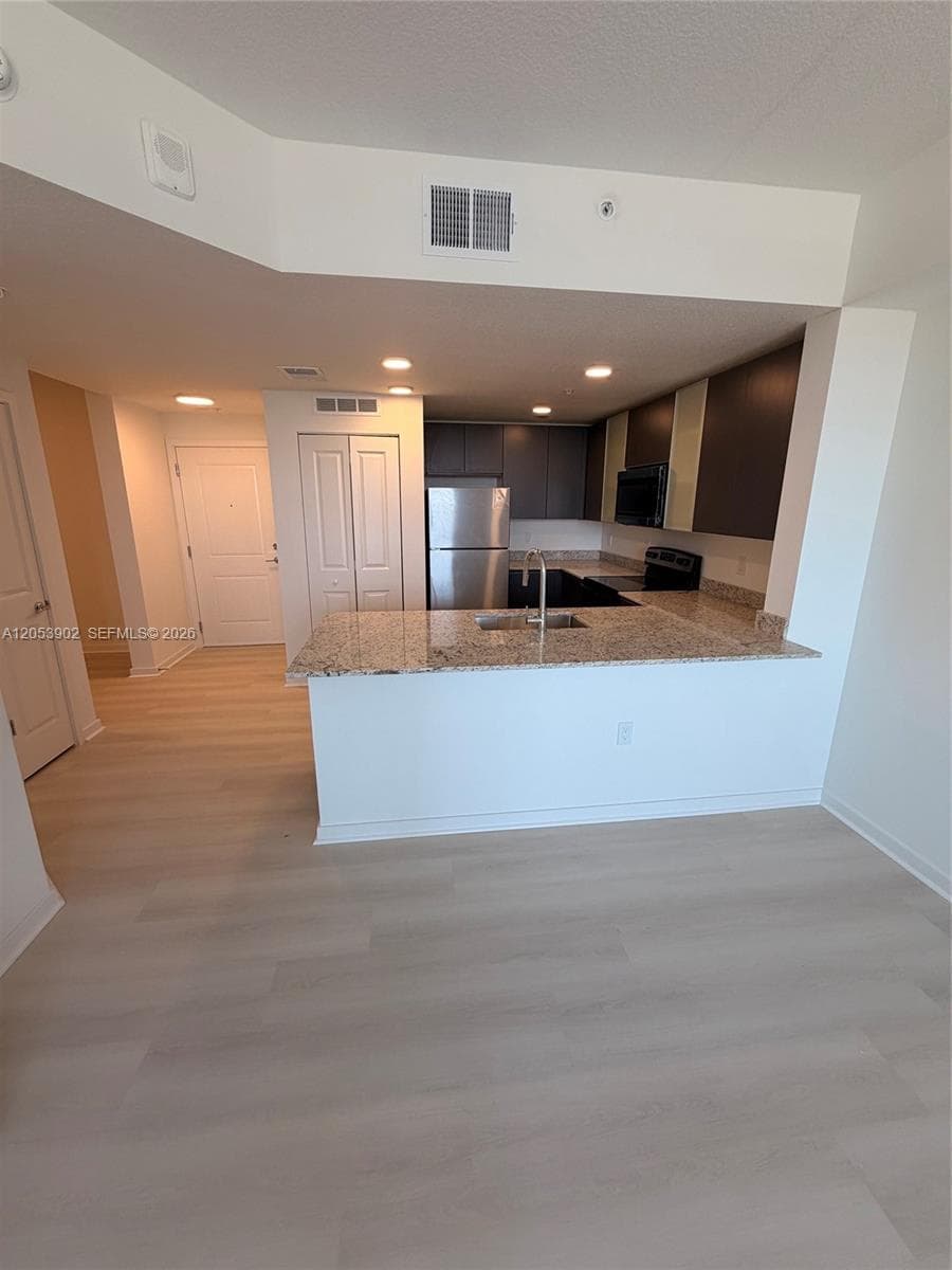 5563 MILLENIA PARK BLVD # 212, Orlando, FL 32839