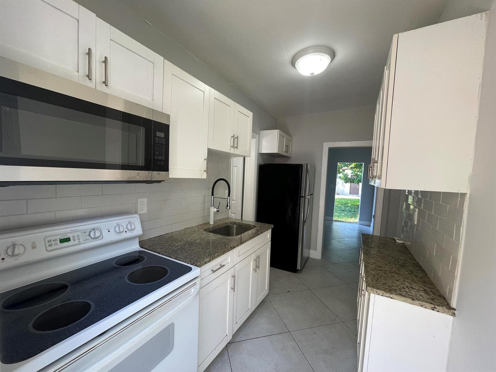 103 NW 7th Avenue # E, Pompano Beach, FL 33060