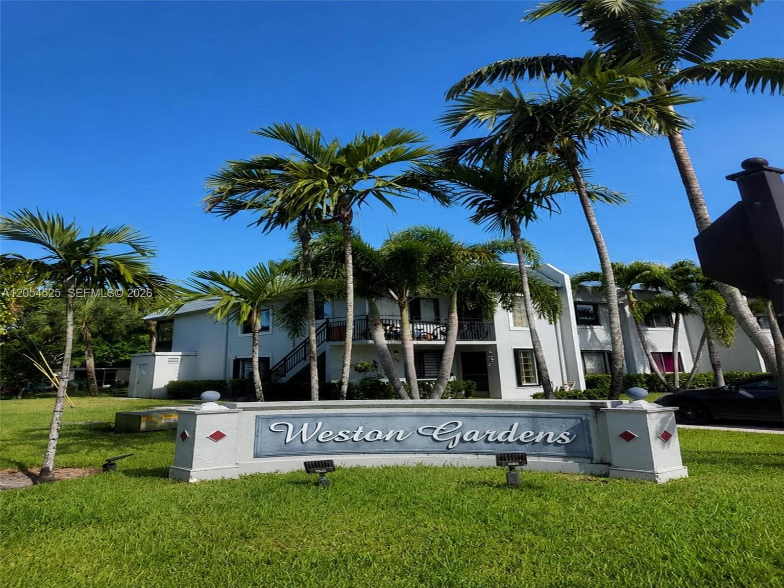 16571 Blatt Blvd # 203, Weston, FL 33326