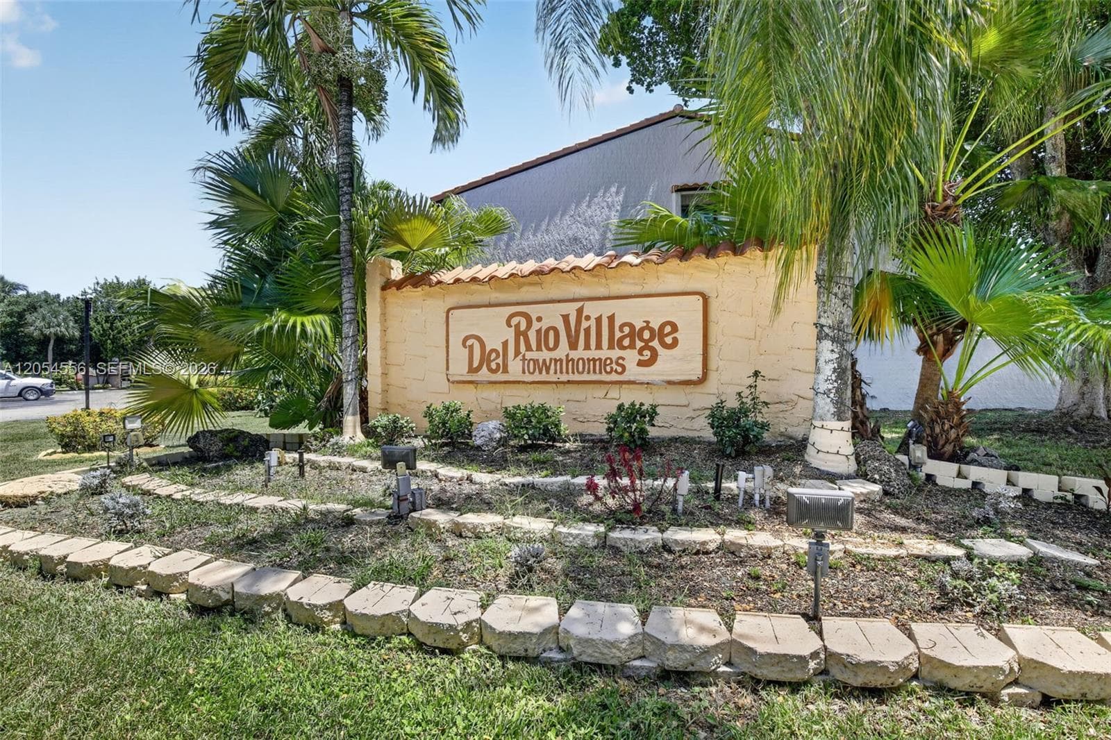 4070 Sierra Ter, Sunrise, FL 33351