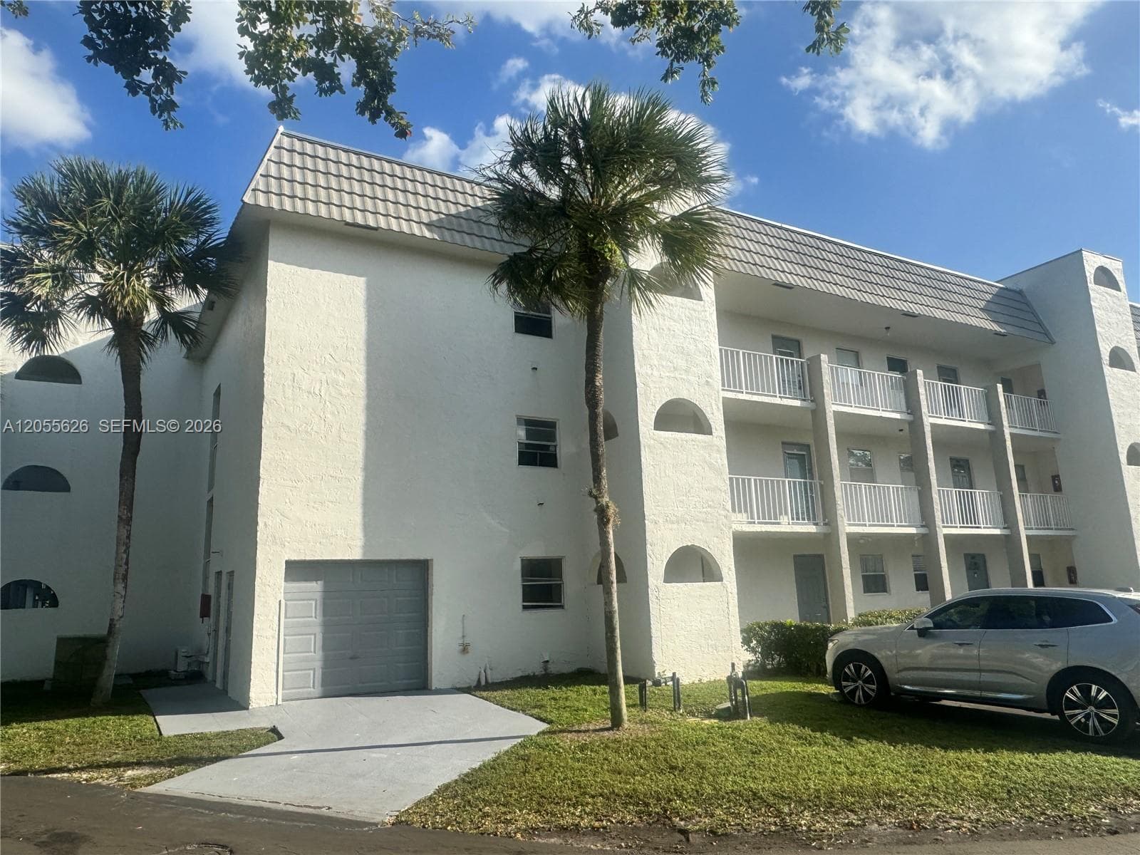 8135 Sunrise Lakes Blvd # 309, Sunrise, FL 33322