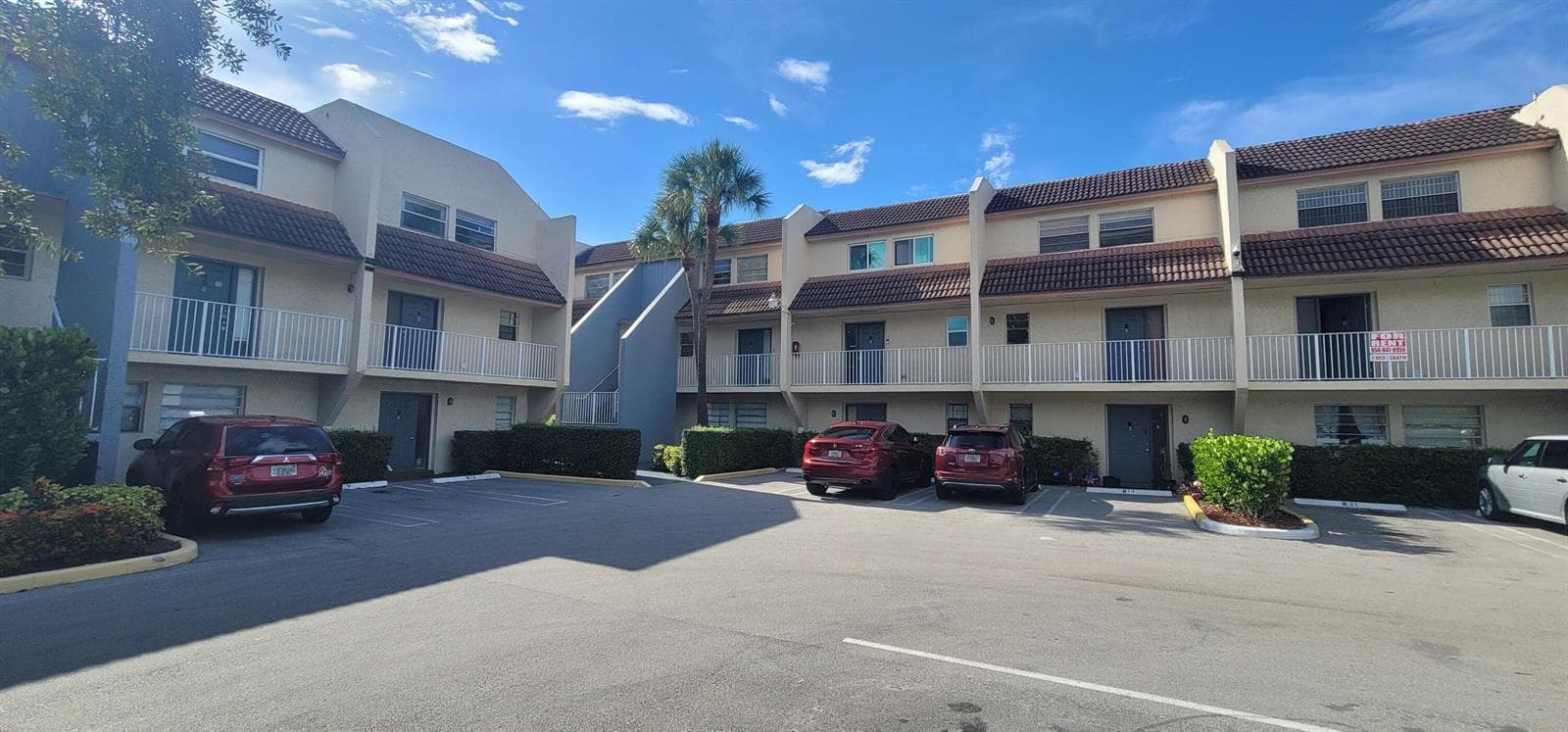 3760 NW 115TH Way # 8-2, Coral Springs, FL 33065