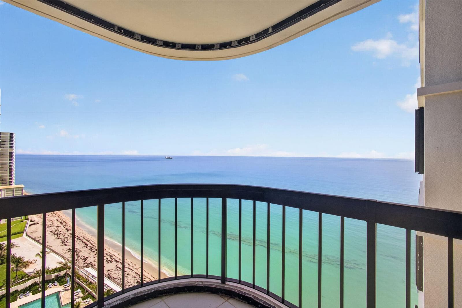 5380 N OCEAN Drive # 19F, Singer Island, FL 33404