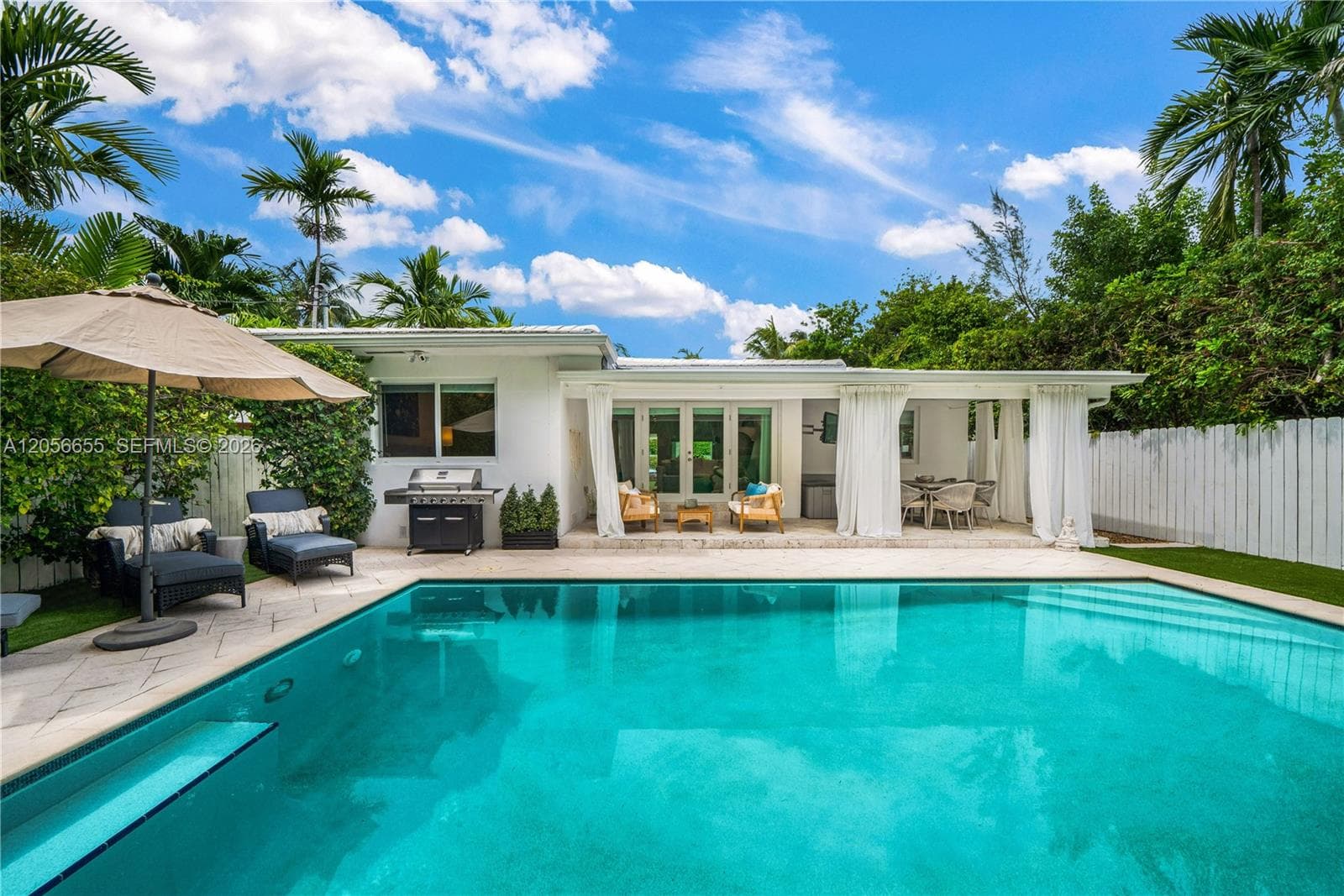 736 W 51 st # 736, Miami Beach, FL 33140