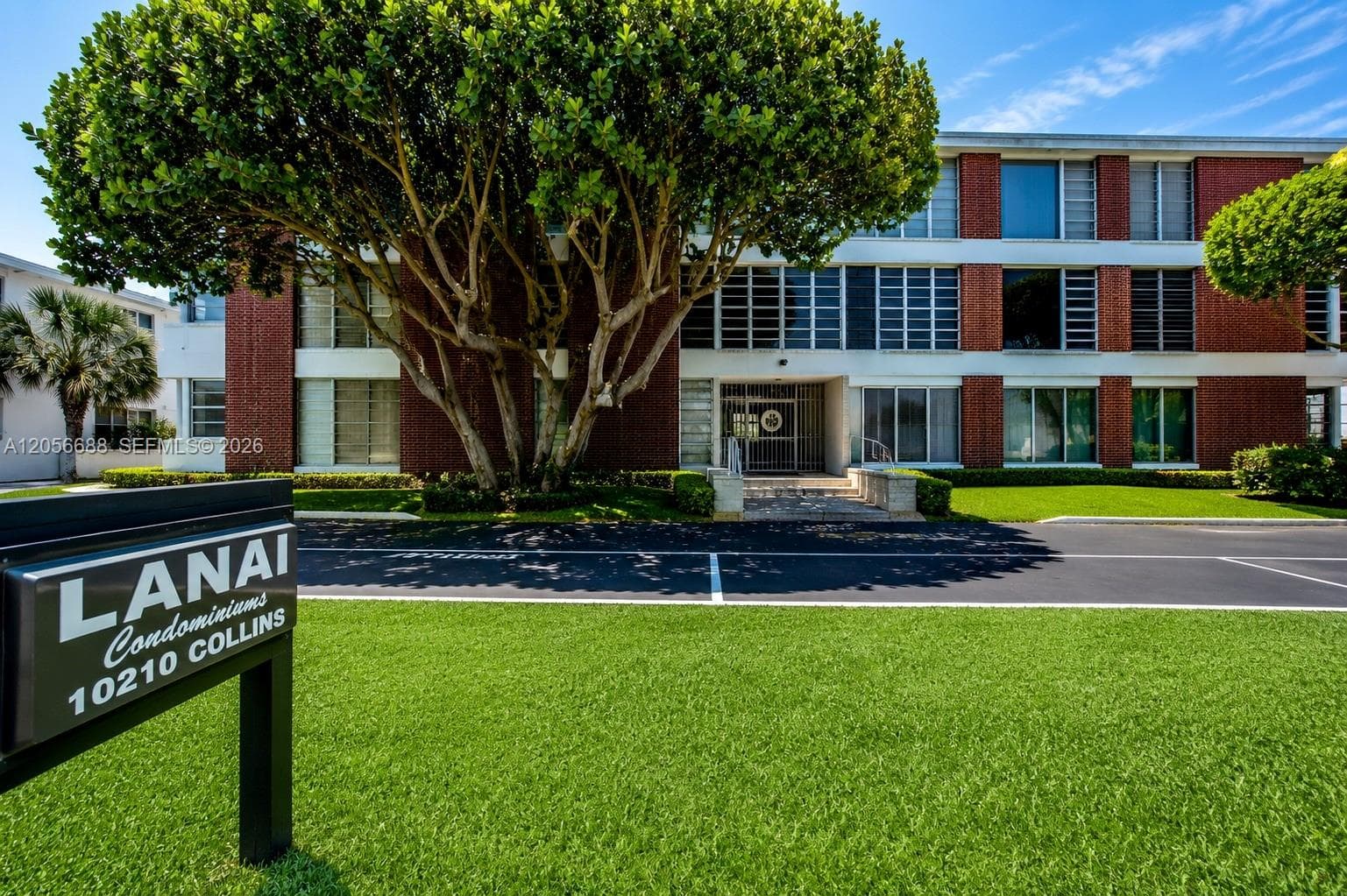 10210 Collins Ave # 303, Bal Harbour, FL 33154