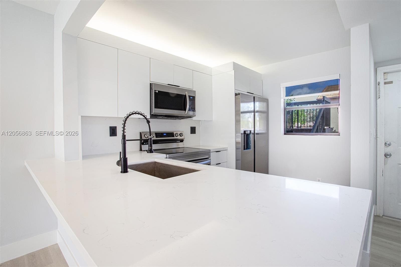 1000 NW 106th Ter # 101, Pembroke Pines, FL 33026