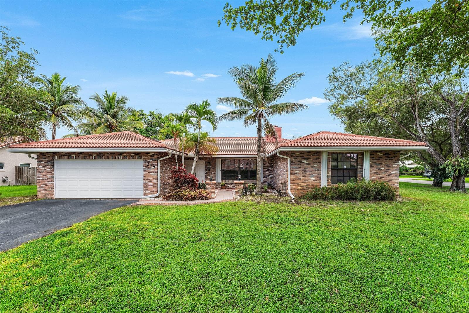 1217 NW 111TH Way, Coral Springs, FL 33071
