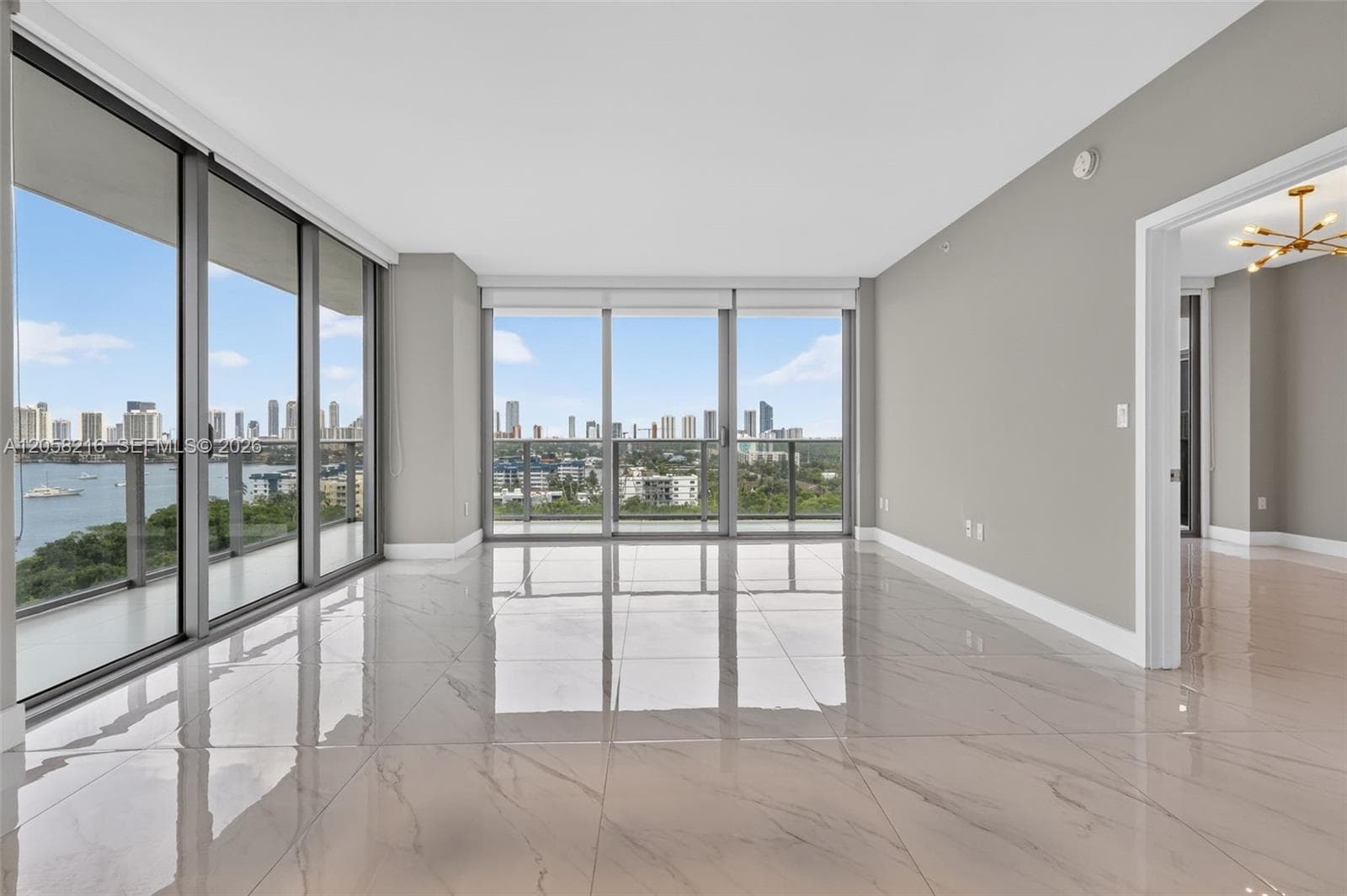 16385 Biscayne Blvd # 1215, North Miami Beach, FL 33160