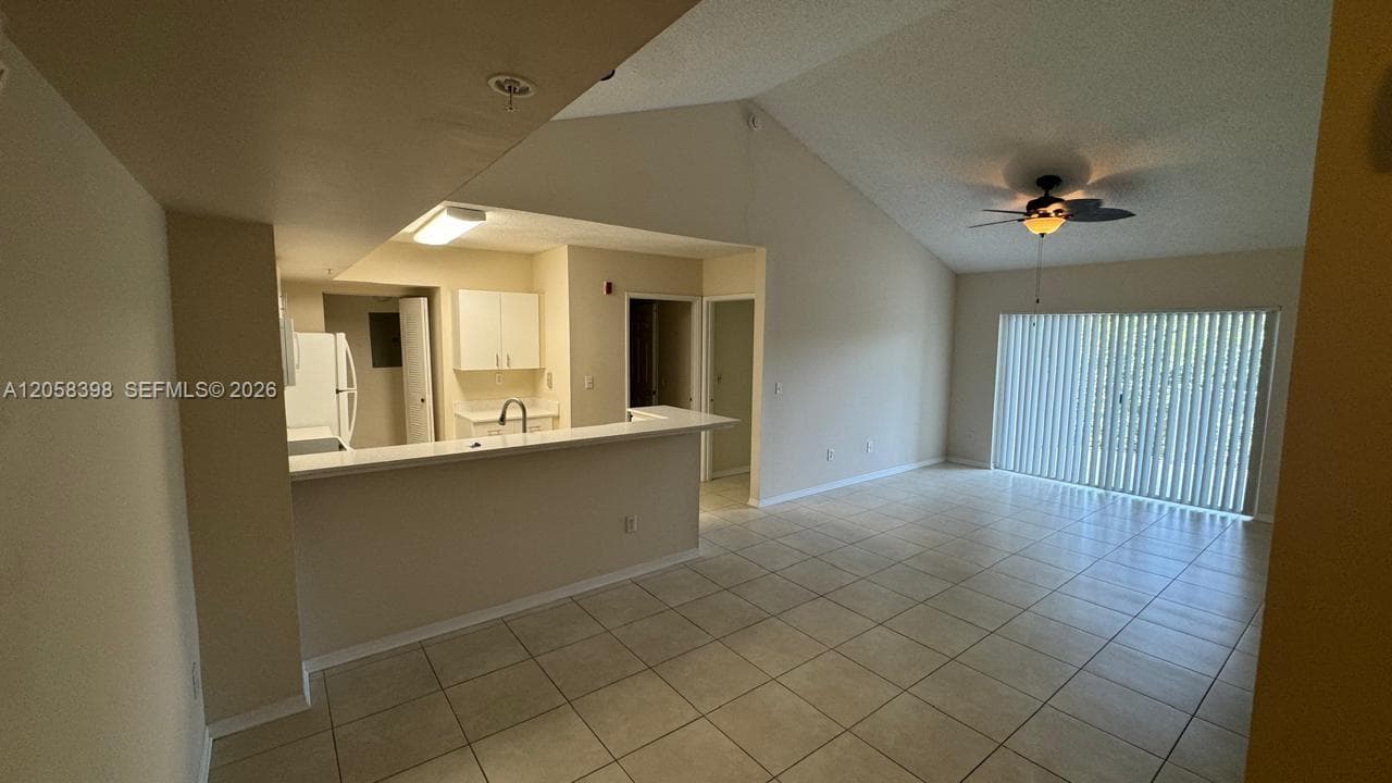 2600 S University Dr # 325, Davie, FL 33328