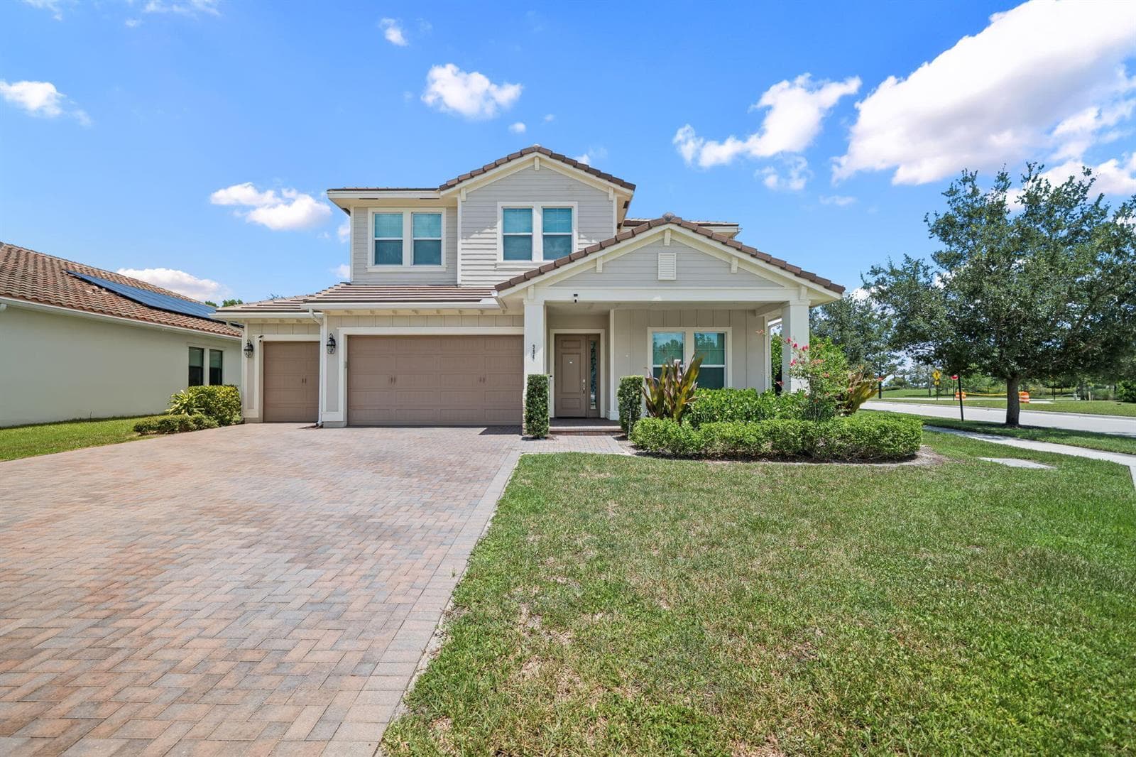 984 Sterling Pine Place, Loxahatchee, FL 33470