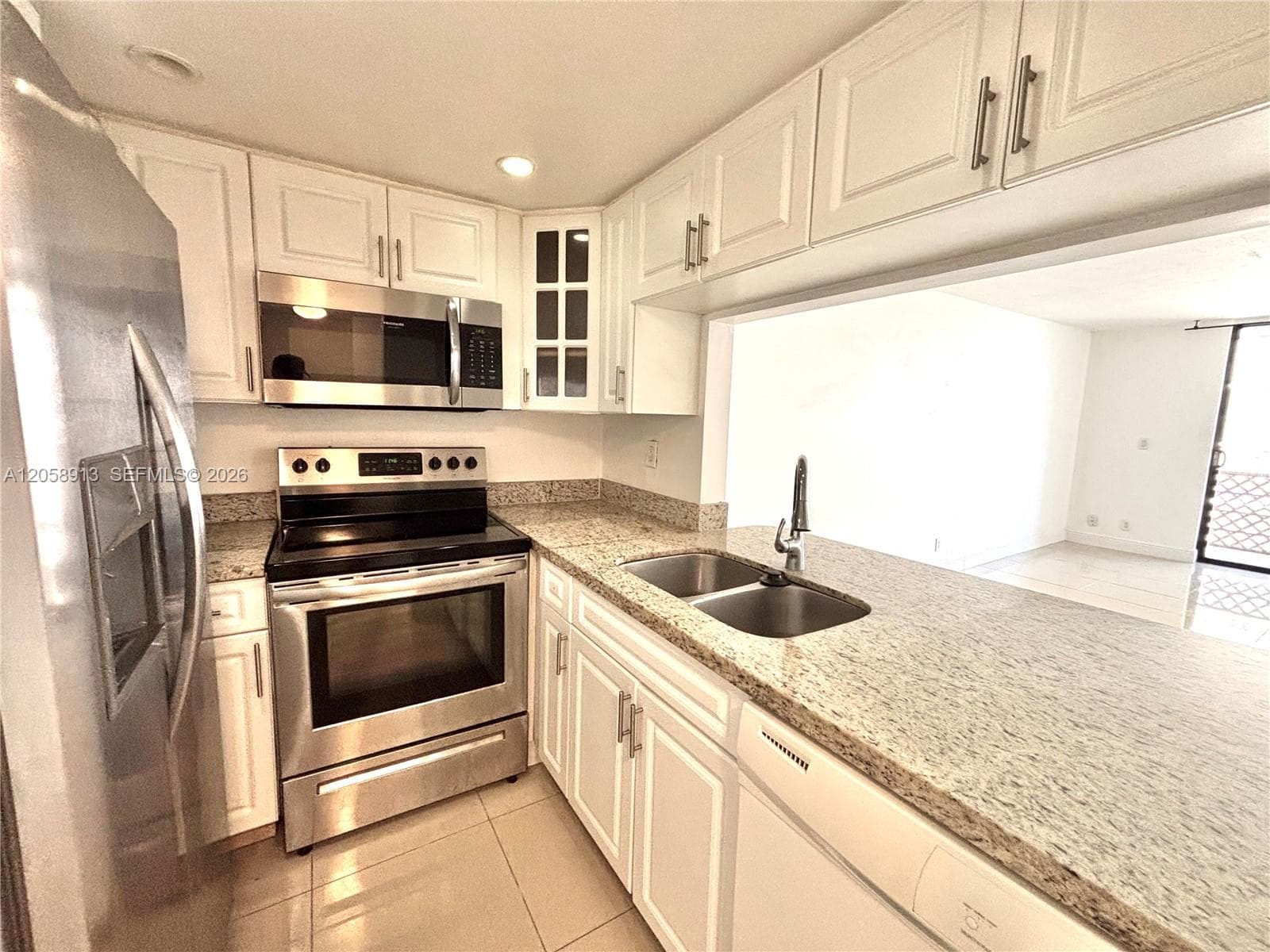 2935 NE 163rd St # 5P, North Miami Beach, FL 33160