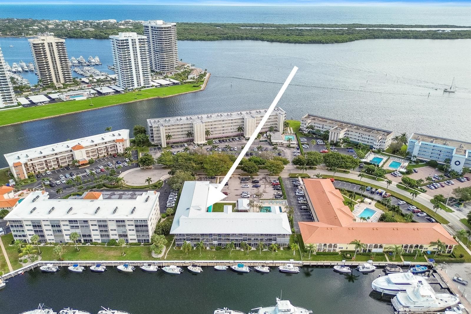 37 Yacht Club Drive # 303, North Palm Beach, FL 33408