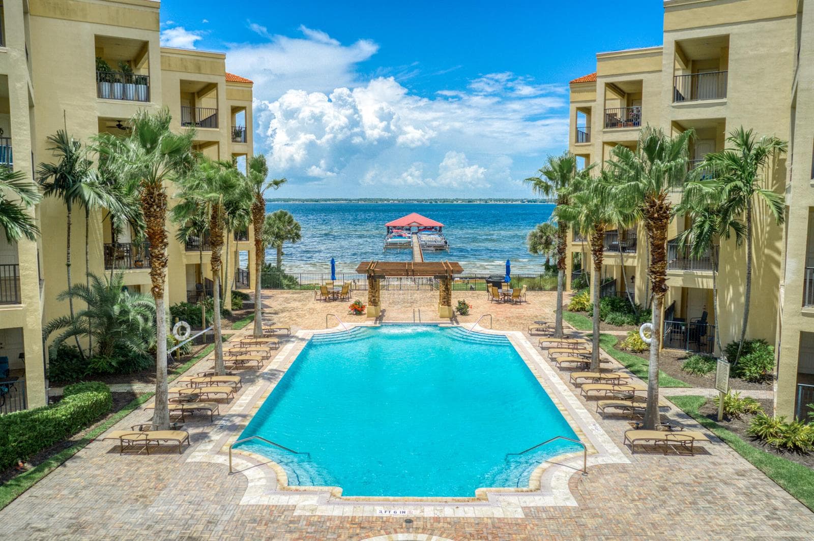2351 Lakeview Drive # 209, Sebring, FL 33870
