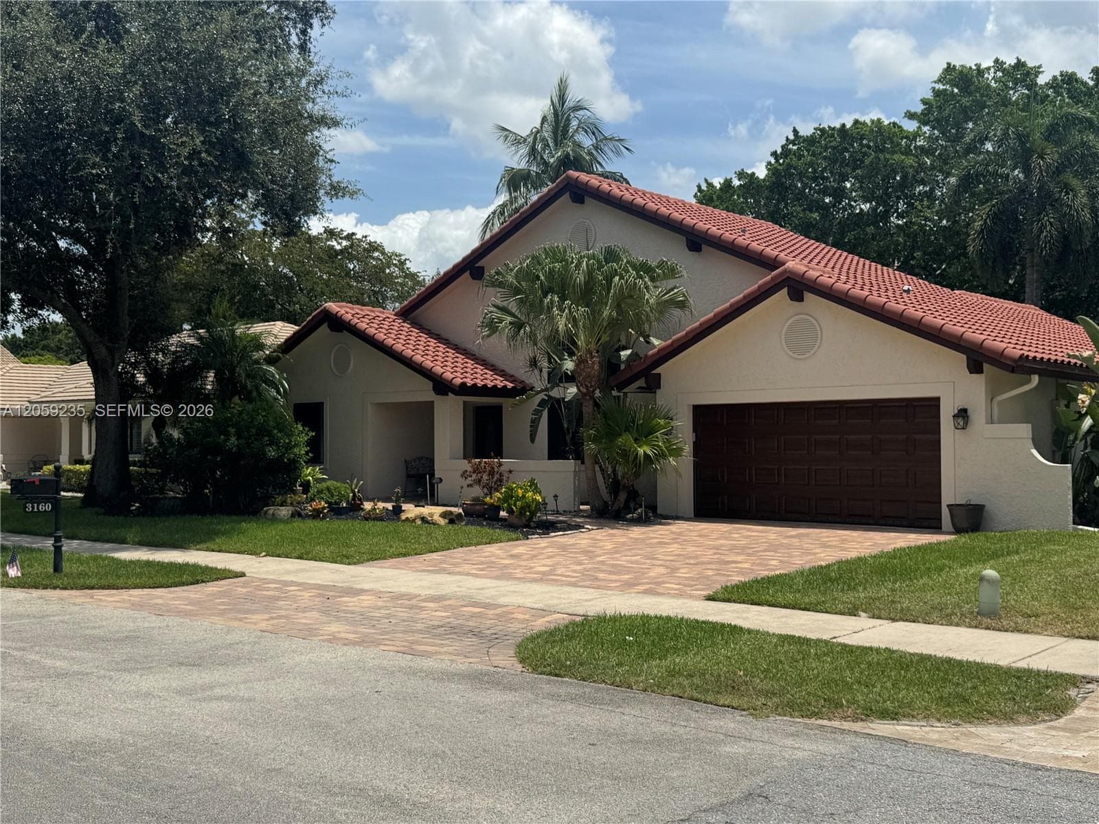 3160 Peachtree Cir, Davie, FL 33328