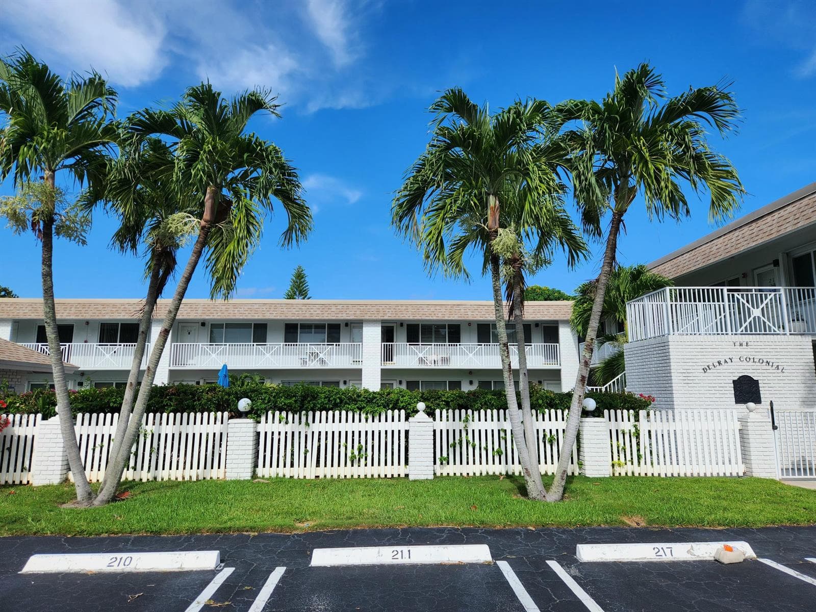 1001 NE 8th Avenue # 212, Delray Beach, FL 33483