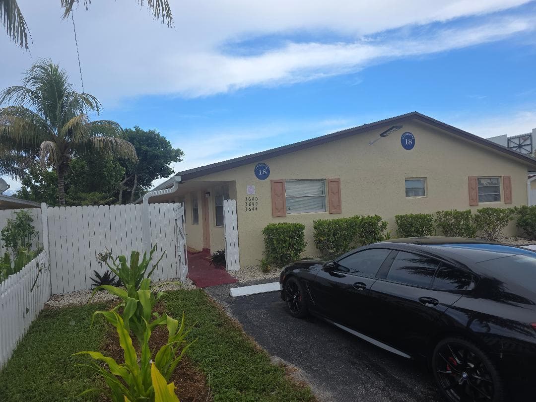 3640 NE 1ST Avenue # 3, Oakland Park, FL 33334