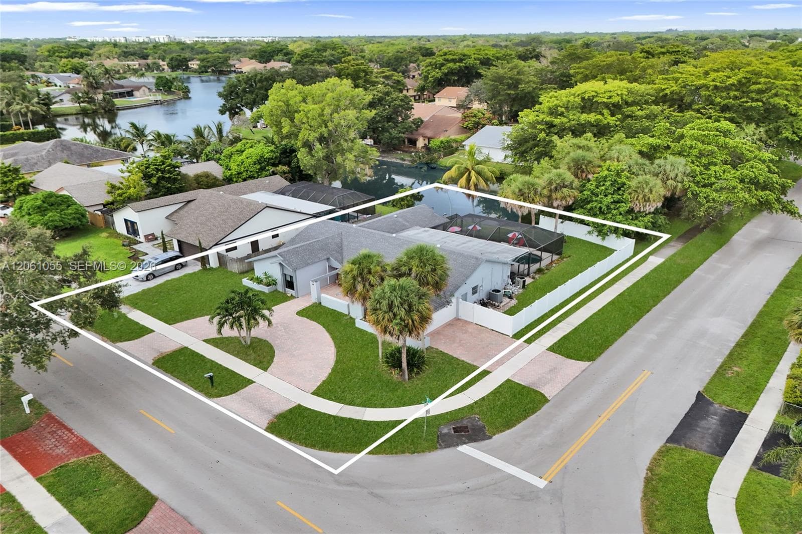 1221 NW 78th Ave, Plantation, FL 33322
