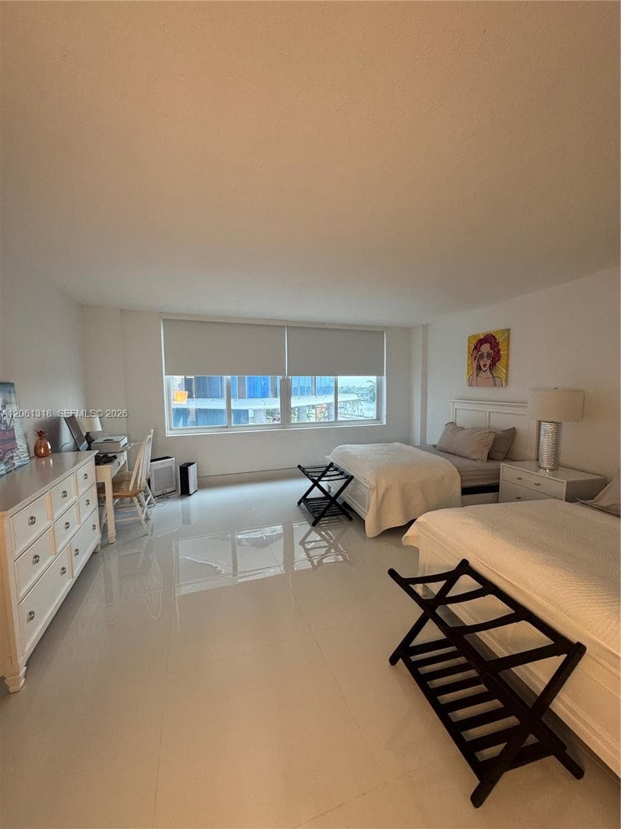 5401 Collins Ave # 334, Miami Beach, FL 33140