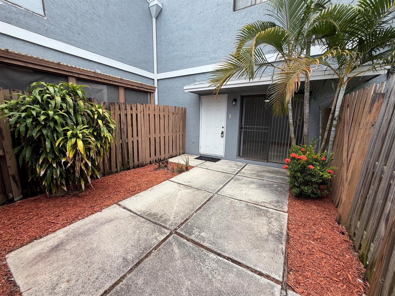 30 CROSSINGS Circle # A, Boynton Beach, FL 33435