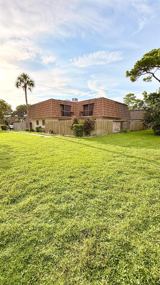 4051 PALM BAY Circle # D, West Palm Beach, FL 33406
