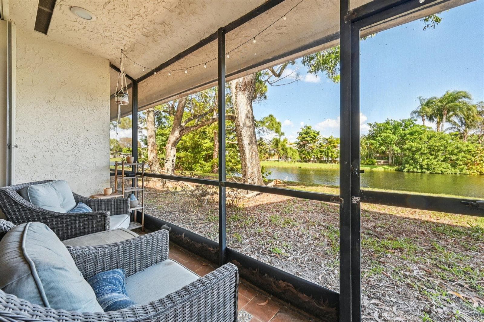 22 VIA DE CASAS SUR # 103, Boynton Beach, FL 33426
