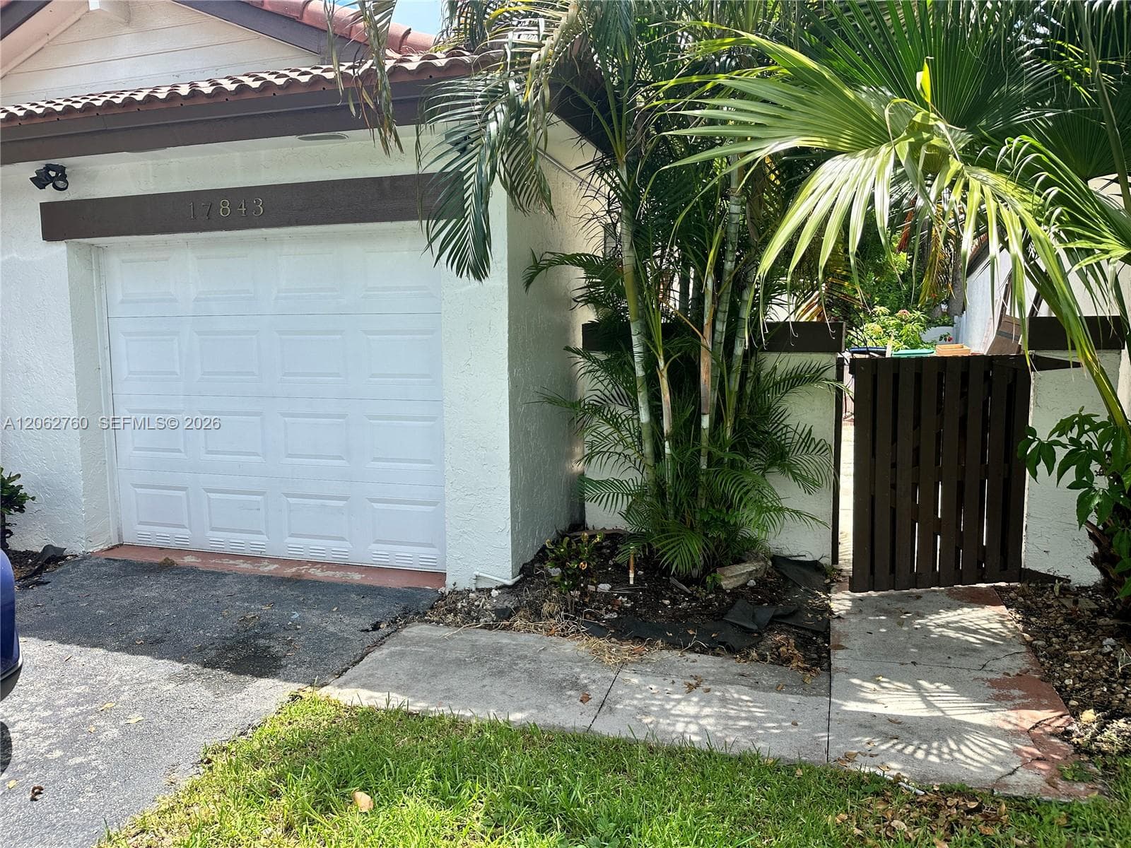 17843 NW 63rd Ct FRONT # 0, Hialeah, FL 33015