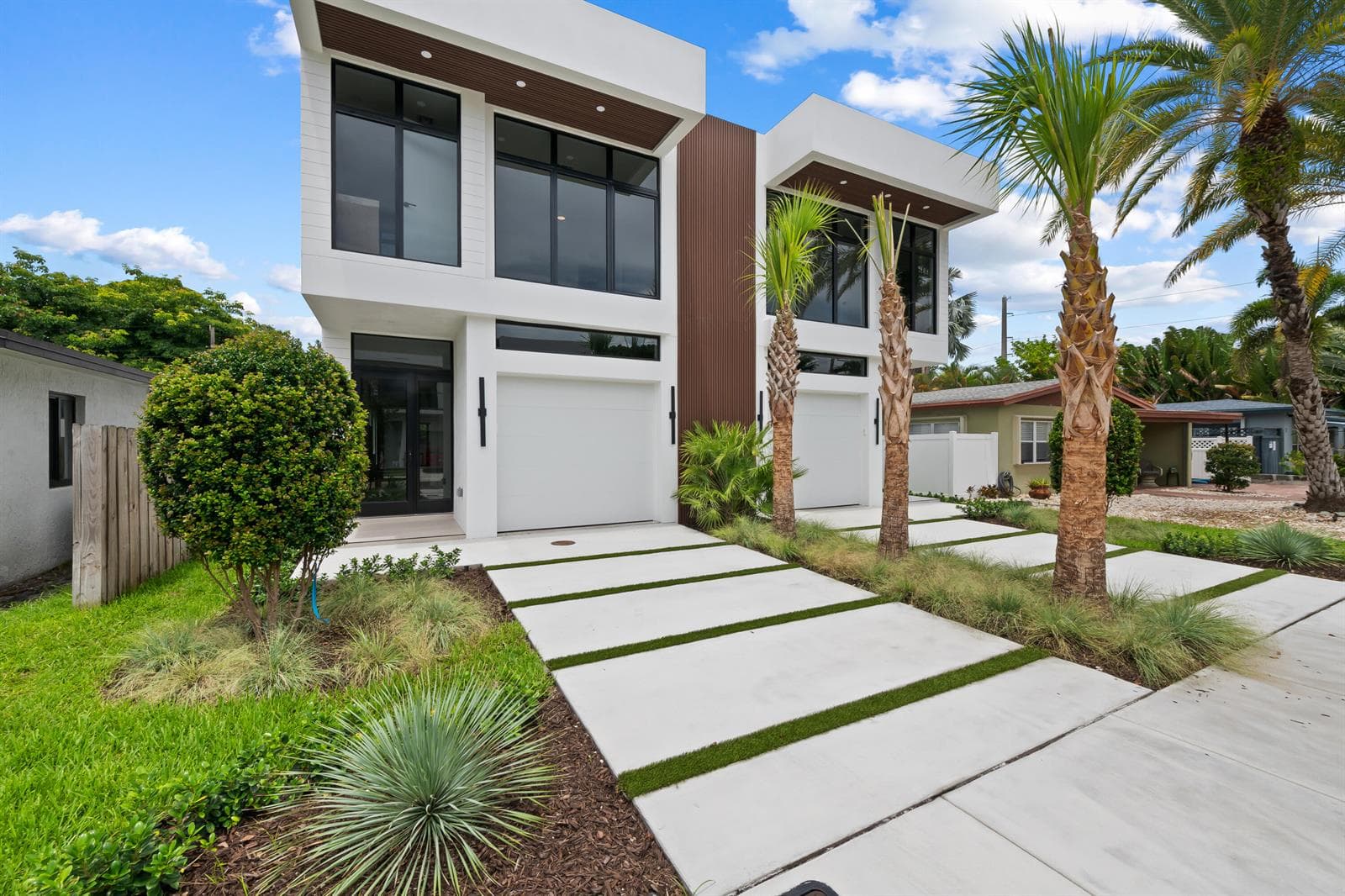 1131 NE 12th Avenue, Fort Lauderdale, FL 33304