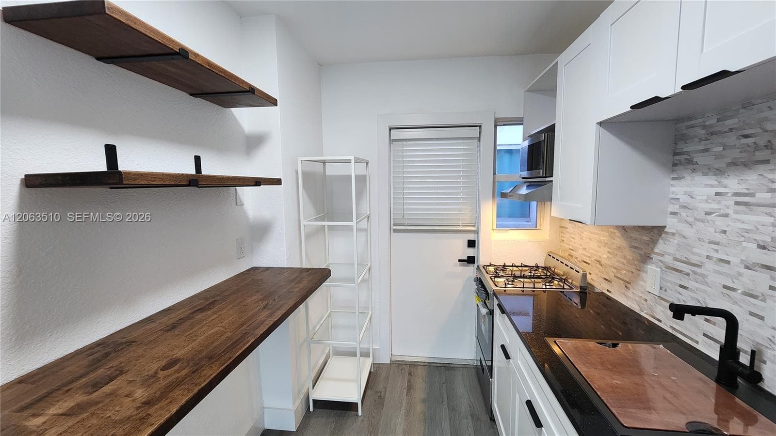 300 74th St # 14, Miami Beach, FL 33141