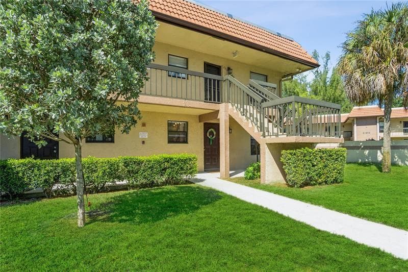 21915 Lake Forest Circle # 106, Boca Raton, FL 33433