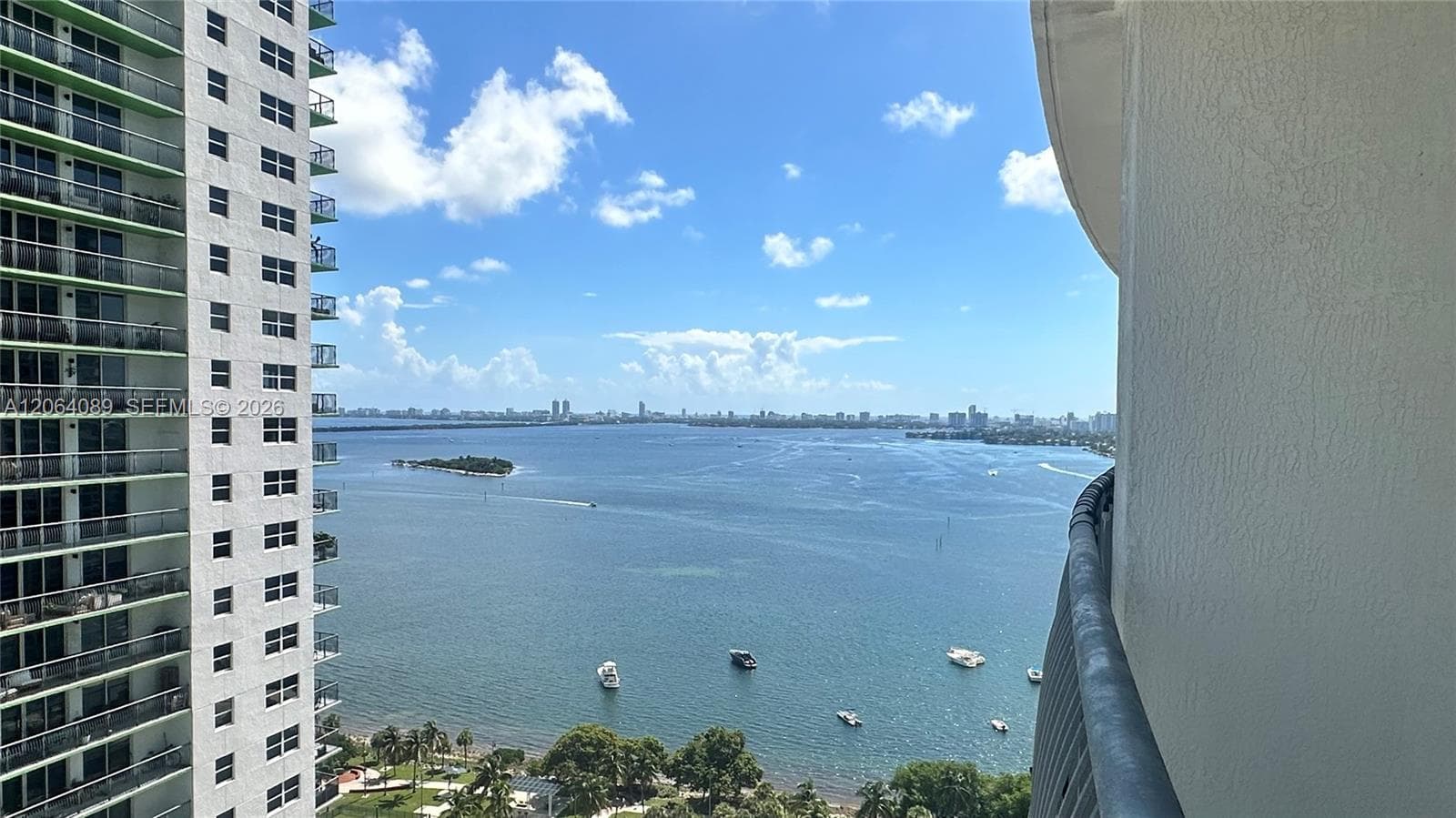 1750 N Bayshore Dr # 2607, Miami, FL 33132