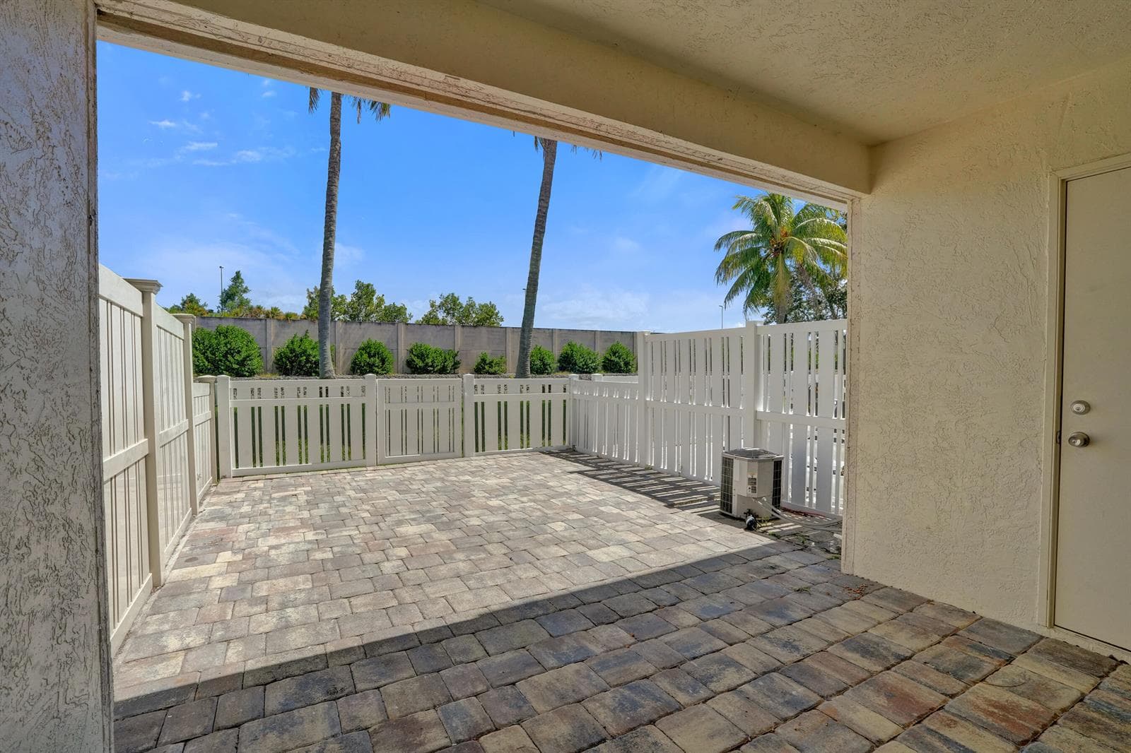 9913 NW 57TH Manor # ., Coral Springs, FL 33076
