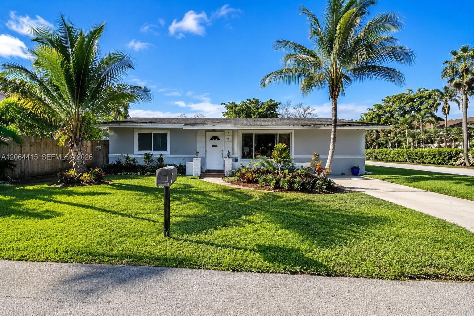 3730 SW 47th Ct, Dania Beach, FL 33312