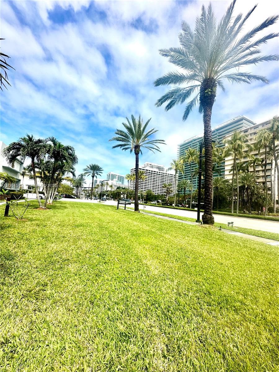 10178 Collins Ave # 205, Bal Harbour, FL 33154