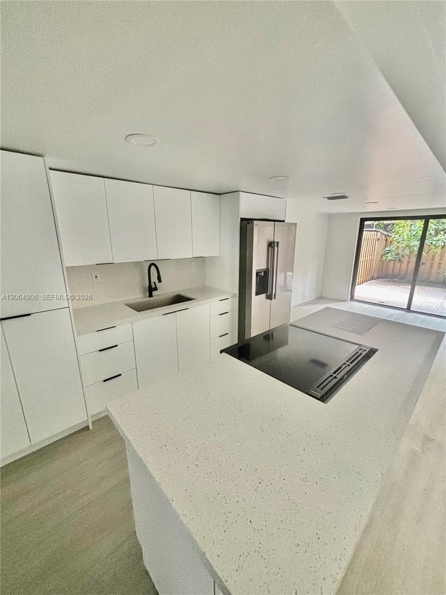 8010 NW 27th Pl # 8010, Sunrise, FL 33322