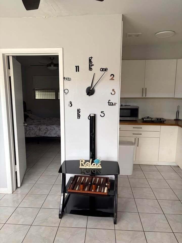 2213 LINCOLN Street # 6, Hollywood, FL 33020