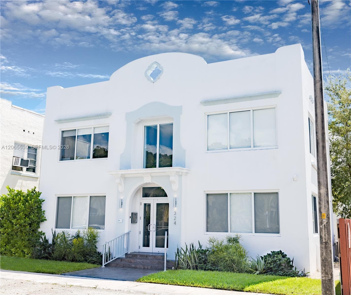 324 Mendoza Ave # 5, Miami, FL 33134