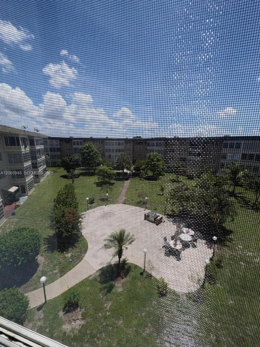 3091 NW 46th Ave # 407C, Lauderdale Lakes, FL 33313