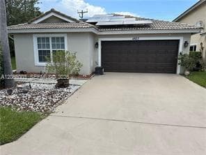 4927 Lombard Pass Dr, Lake Worth, FL 33463