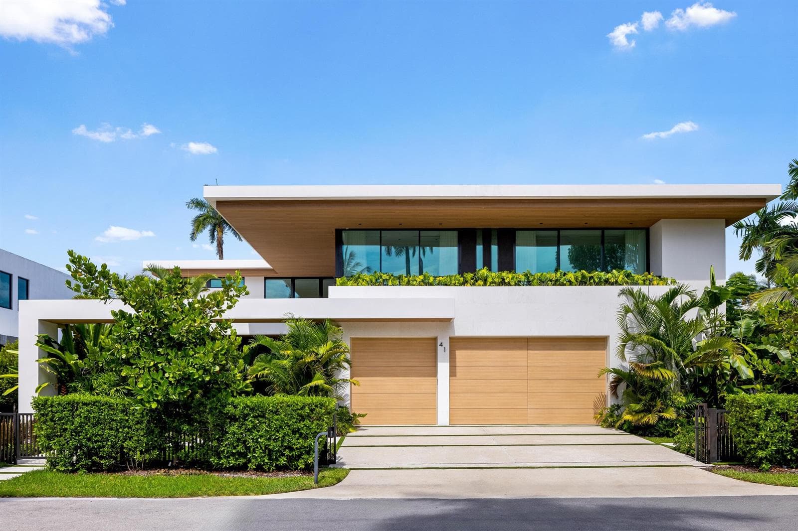 41 NURMI Drive, Fort Lauderdale, FL 33301